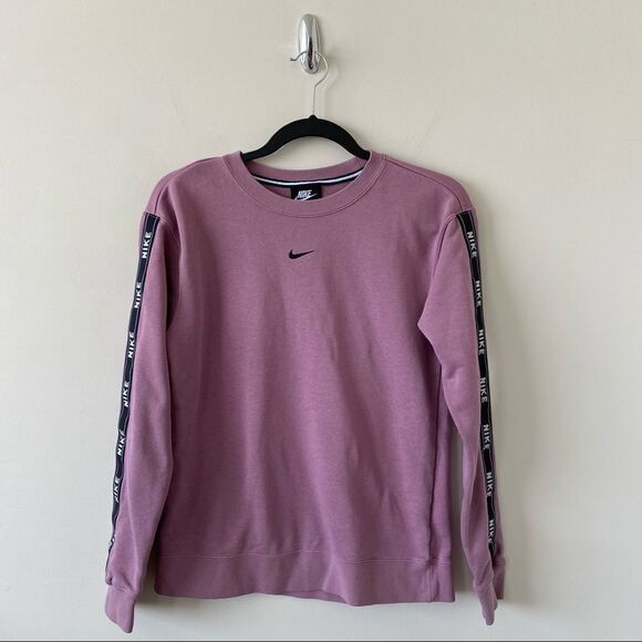 NIKE-CREW Logo Tape Pullover Sweatshirt - Picture 2 of 11